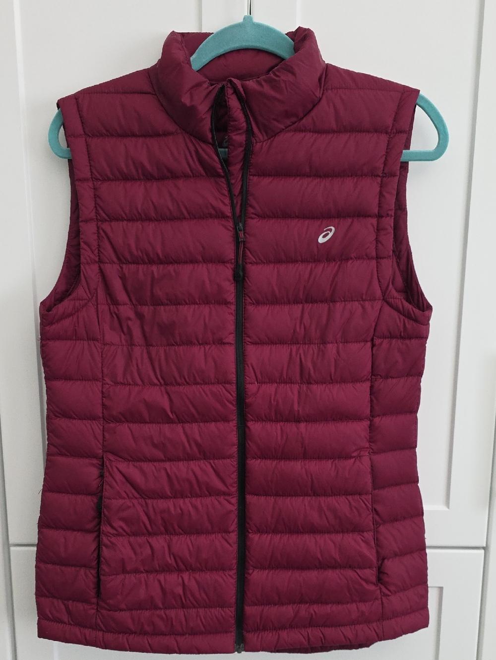 ASICS Women's Wine Quilted Puffer Vest